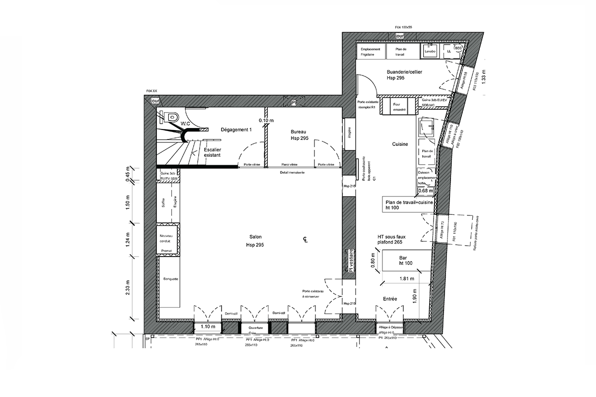 Design de salle de bain contemporaine avec douche à l'italienne.